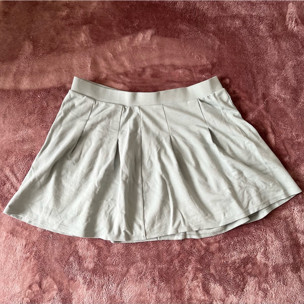 Mid Rise Mini Skirt